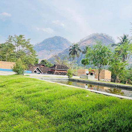 Neriyamangalam Coconut Valley מראה חיצוני תמונה